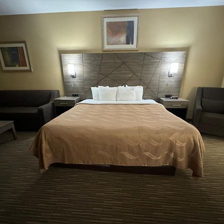 Quality Inn Near I-72 And Hwy 51 Forsyth Экстерьер фото