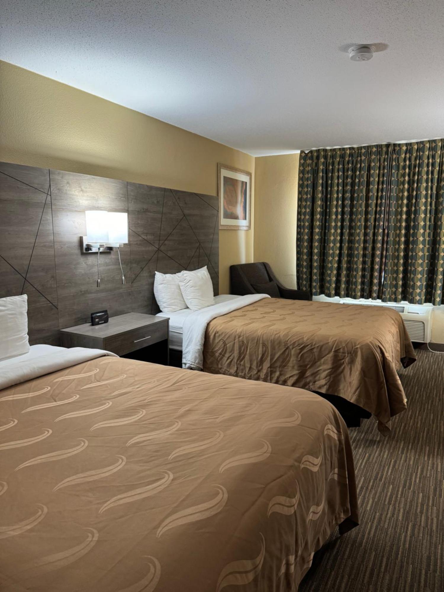 Quality Inn Near I-72 And Hwy 51 Forsyth Экстерьер фото