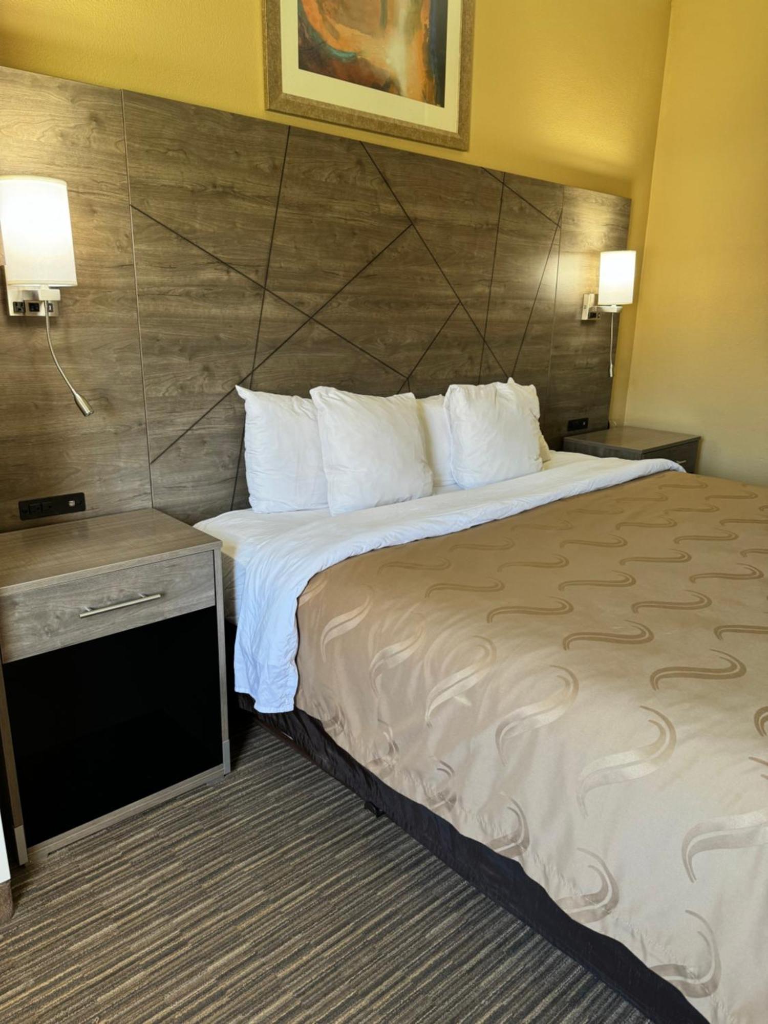 Quality Inn Near I-72 And Hwy 51 Forsyth Экстерьер фото