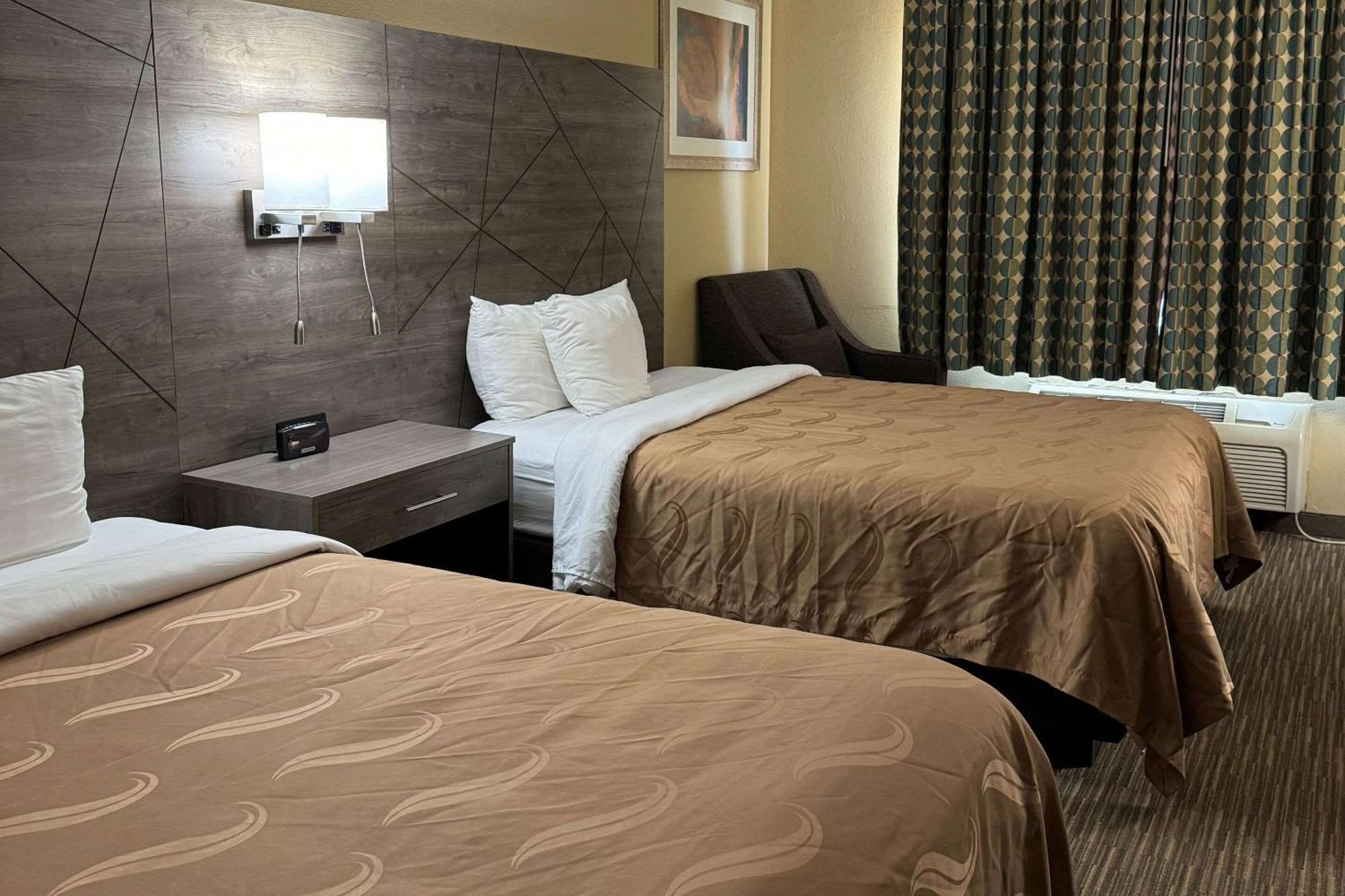 Quality Inn Near I-72 And Hwy 51 Forsyth Экстерьер фото