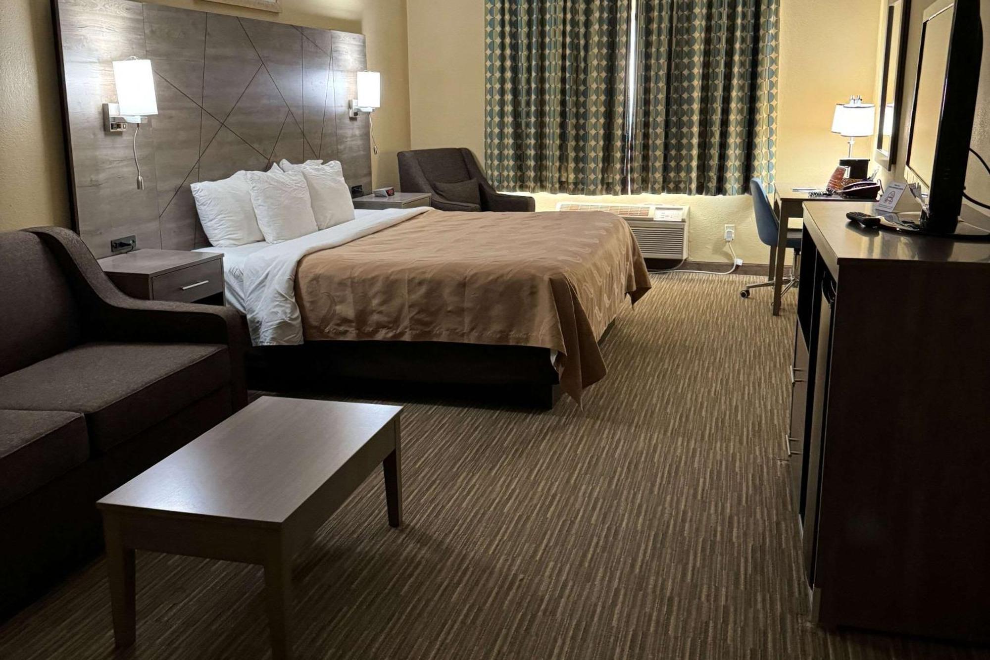 Quality Inn Near I-72 And Hwy 51 Forsyth Экстерьер фото
