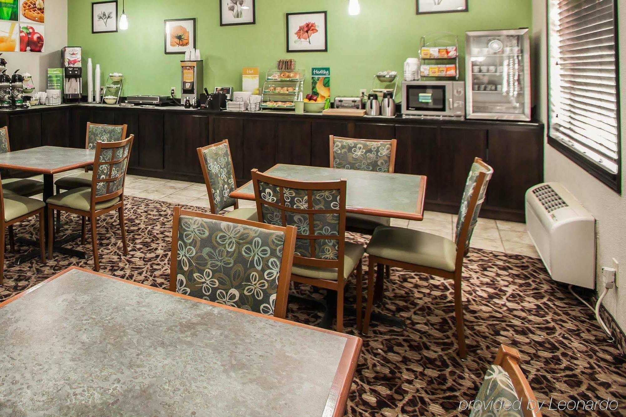 Quality Inn Near I-72 And Hwy 51 Forsyth Экстерьер фото