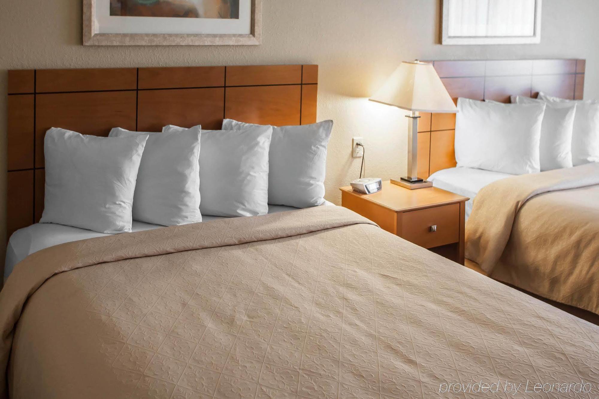 Quality Inn Near I-72 And Hwy 51 Forsyth Экстерьер фото
