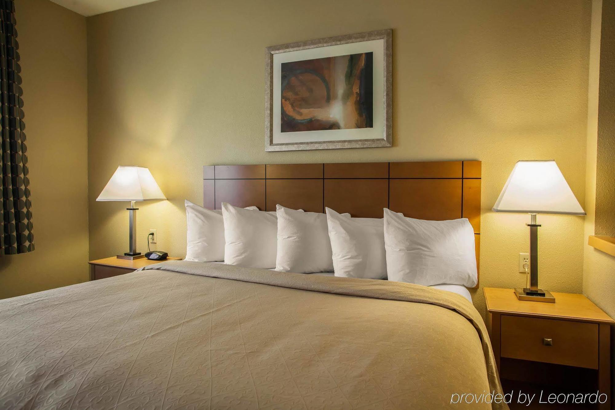 Quality Inn Near I-72 And Hwy 51 Forsyth Экстерьер фото