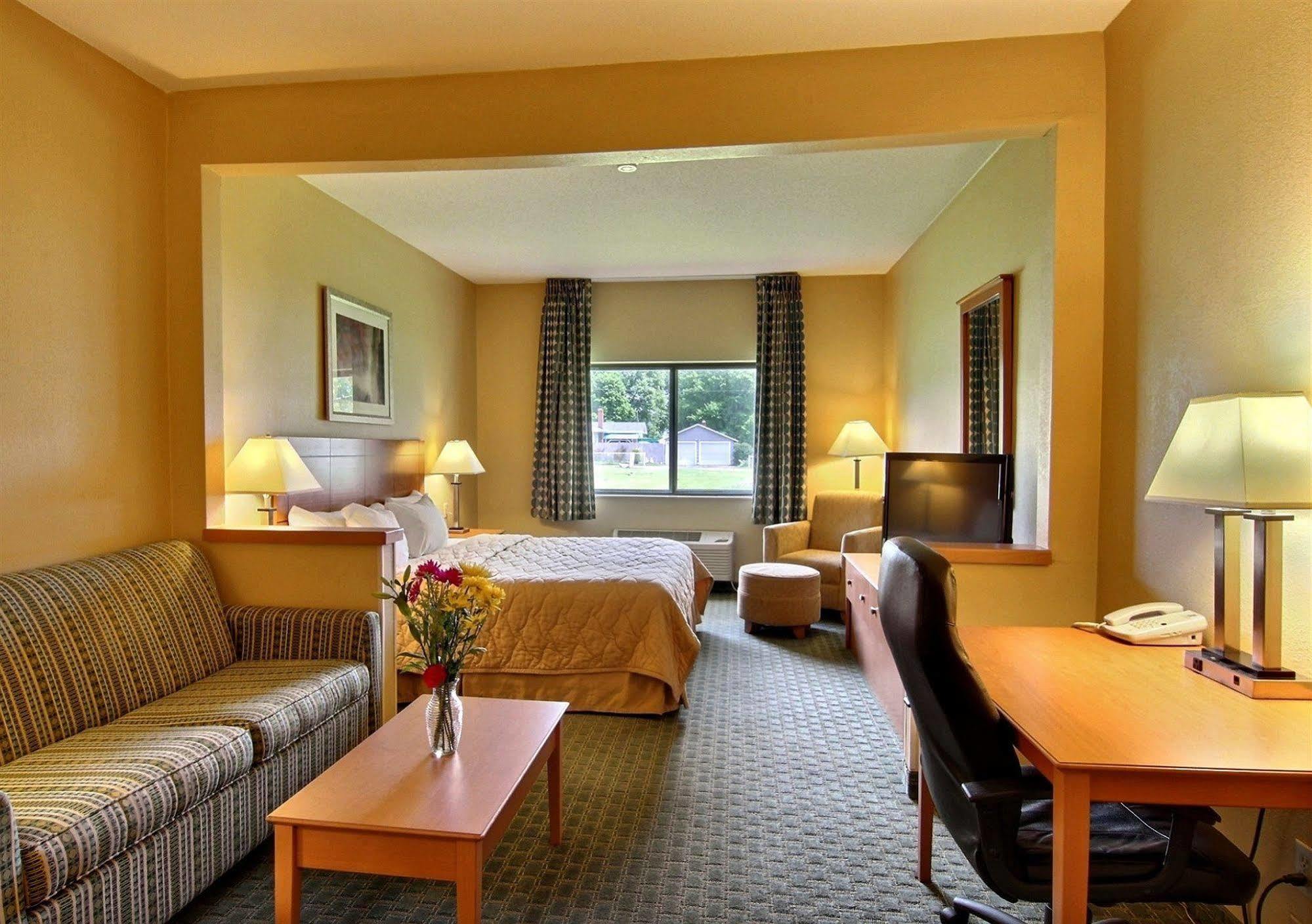 Quality Inn Near I-72 And Hwy 51 Forsyth Экстерьер фото